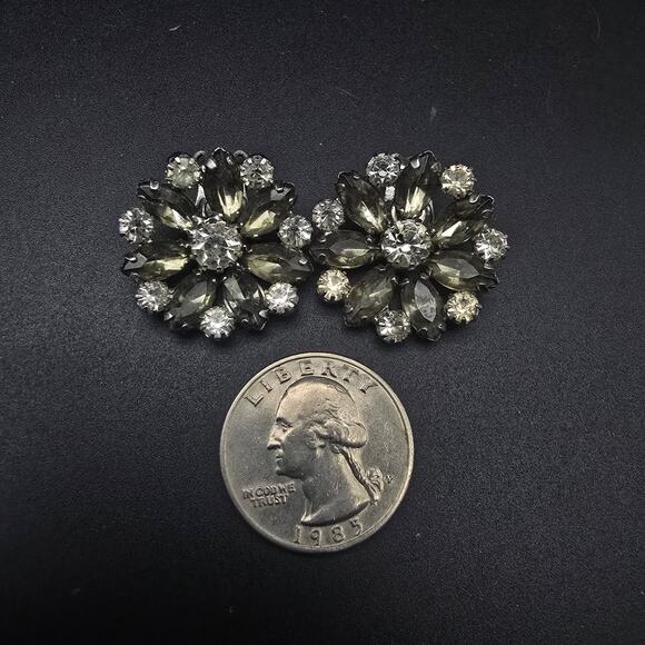 Clear Smokey Rhinestone Flower Earrings Clip On Vintage Glam - Picture 2 of 5